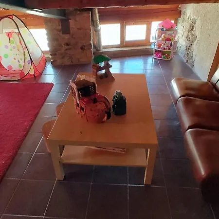 Cal Rocco Porta Del Pirineu Сasa de vacaciones La Pobla de Segur